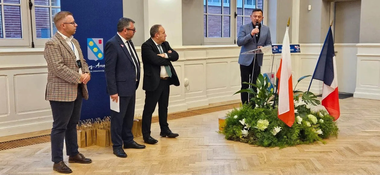 Nowa Ruda. Burmistrz Tomasz Kiliński odwiedził Francję. Chodzi o przyszłość terenów pogórniczych [zdjęcia] - Zdjęcie główne