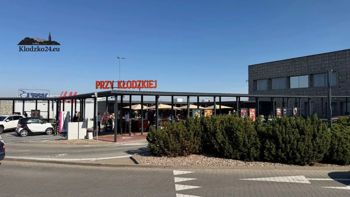 Kłodzko ma nową strefę gastronomiczną. „PRZY KŁODZKIEJ” już otwarte przy Galerii Twierdza - Zdjęcie główne